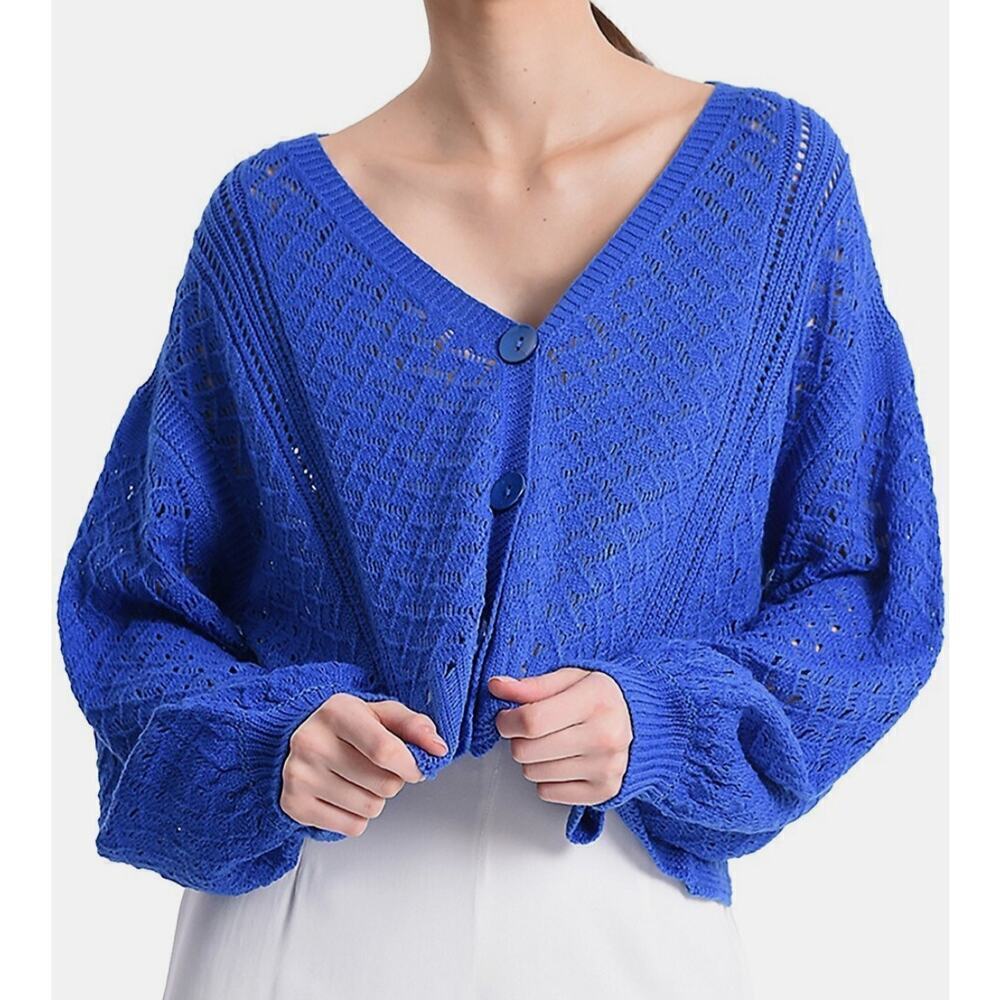 Molly Bracken blue button cropped knit v-neck cardigan medium. - Picture 2 of 10